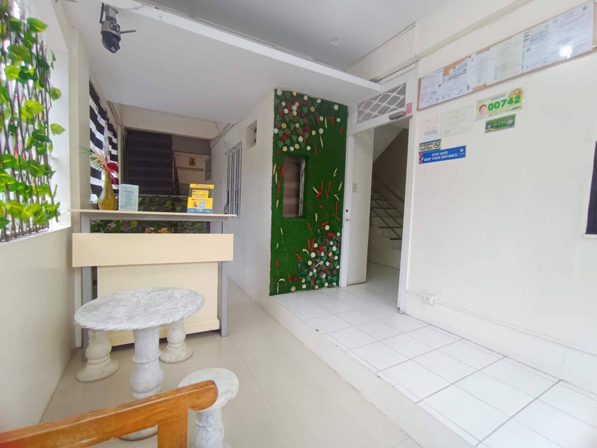 Paranaque City Bed And Brewhouse Sucat Bed & Breakfast エクステリア 写真